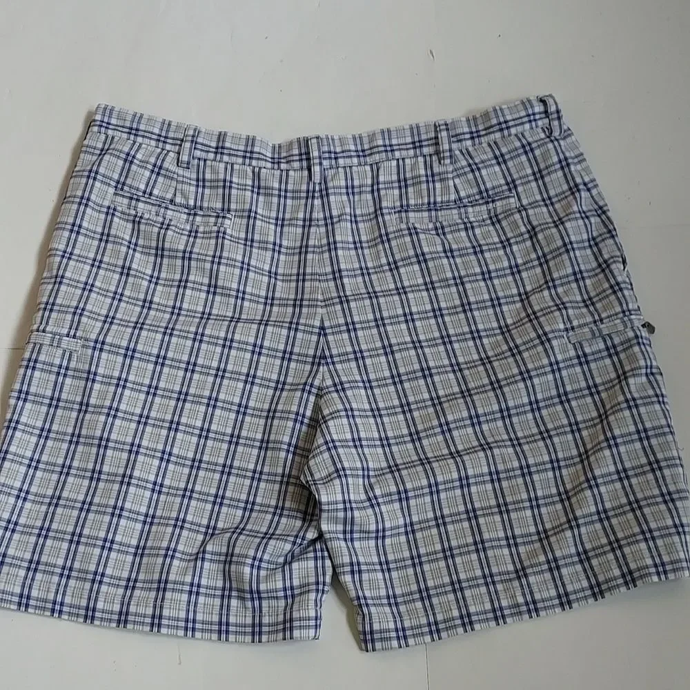 Mens Izod Golf X-Treme Function Blue/Gray/White Plaid Shorts 9